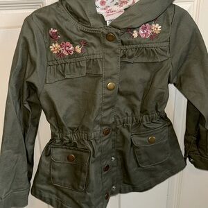 NWOT green jacket with embroidered flowers size 4T